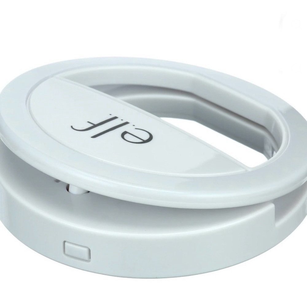 NWT $25 for 6. Total value of $86. e.l.f. Glow On The Go Selfie Light - Picture 3 of 7